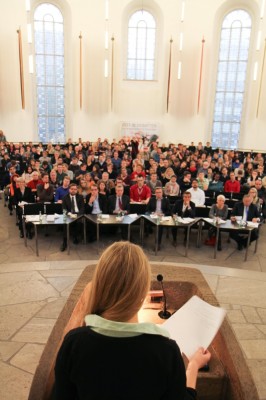 Blick ins Publikum, am Pult: Sina Strupp (c) Florian Umscheid